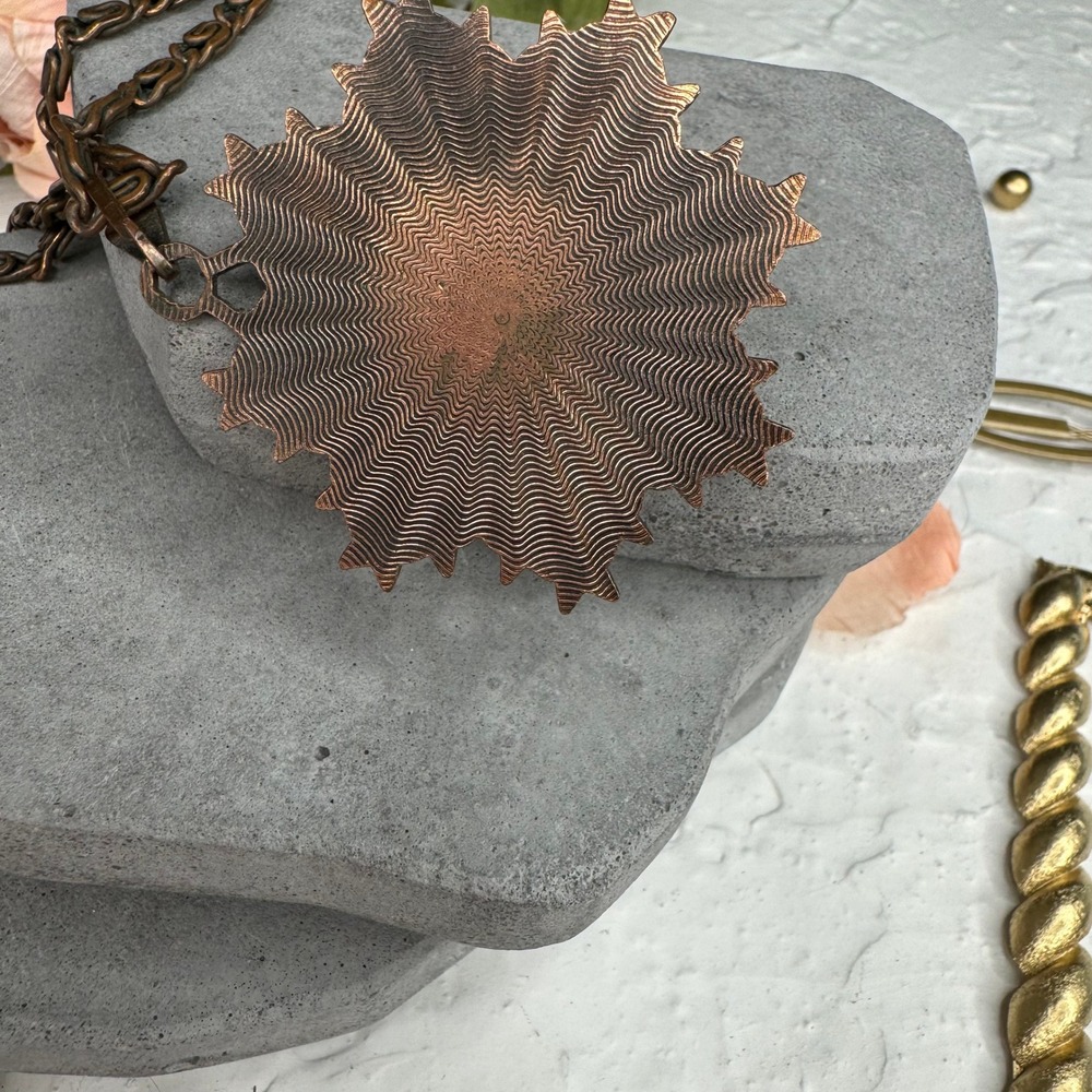 Unique Copper Starburst Pendant Necklace Ornate Chain Statement Jewelry - Picture 4 of 5